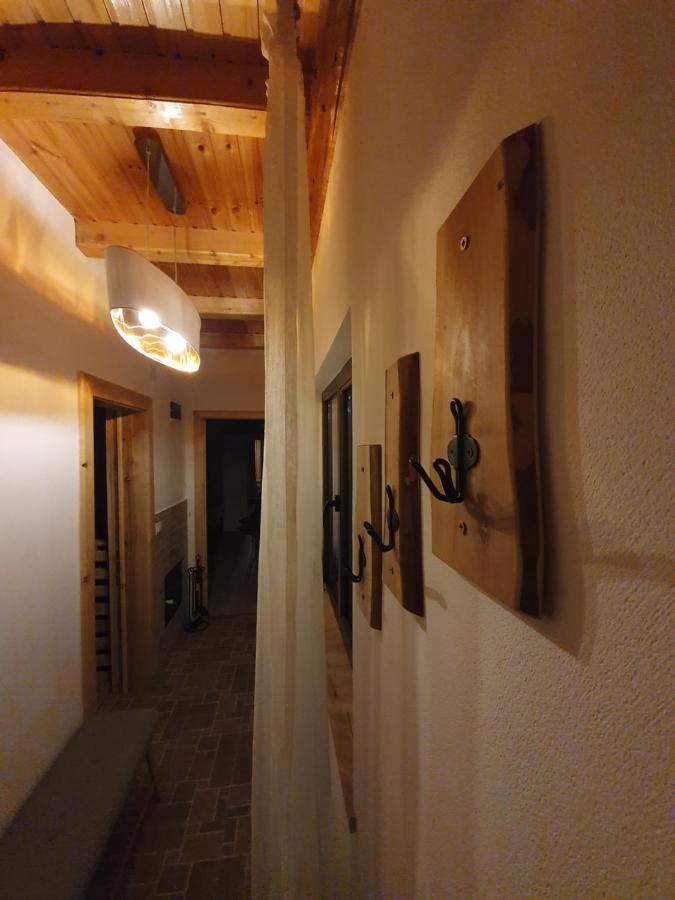Casa Axa Hotel Paraul Carjei ภายนอก รูปภาพ